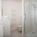 28Th Floor Luxury Skyline 1Bdrm Apartment - Downtown City Center Братислава