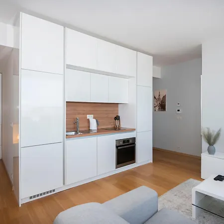 Luxury 1bdrm On The 28th Floor Bratislava