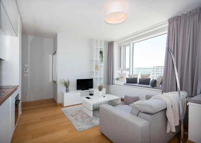 Luxury 1bdrm On The 28th Floor * Μπρατισλάβα