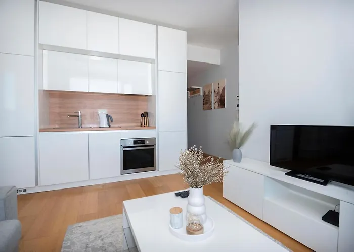 아파트 Luxury 1bdrm On The 28th Floor 브라티슬라바