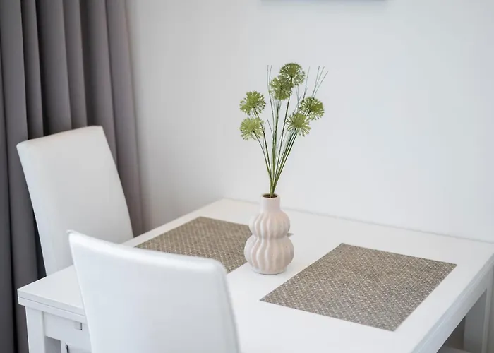 Luxury 1bdrm On The 28th Floor 아파트