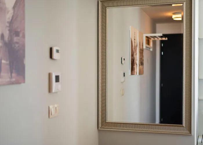 Luxury 1bdrm On The 28th Floor 아파트 *