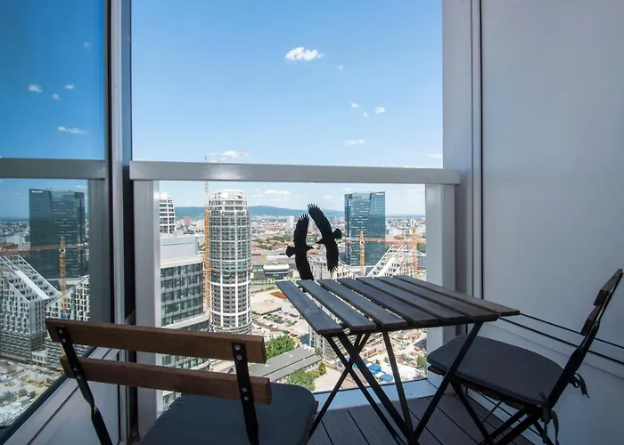 아파트 Luxury 1bdrm On The 28th Floor
