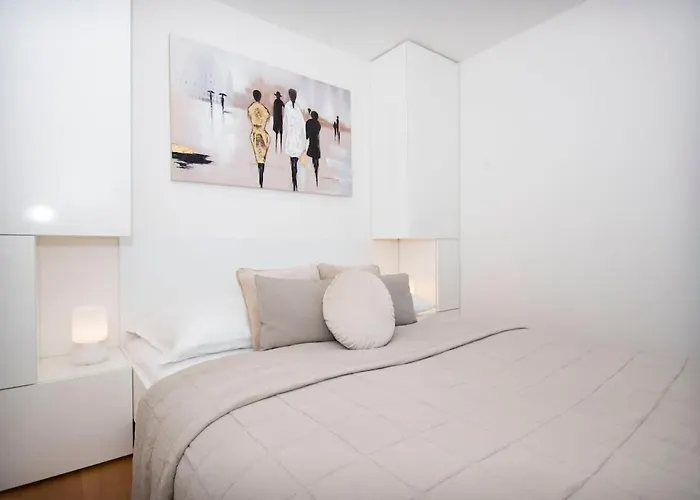 아파트 Luxury 1bdrm On The 28th Floor *