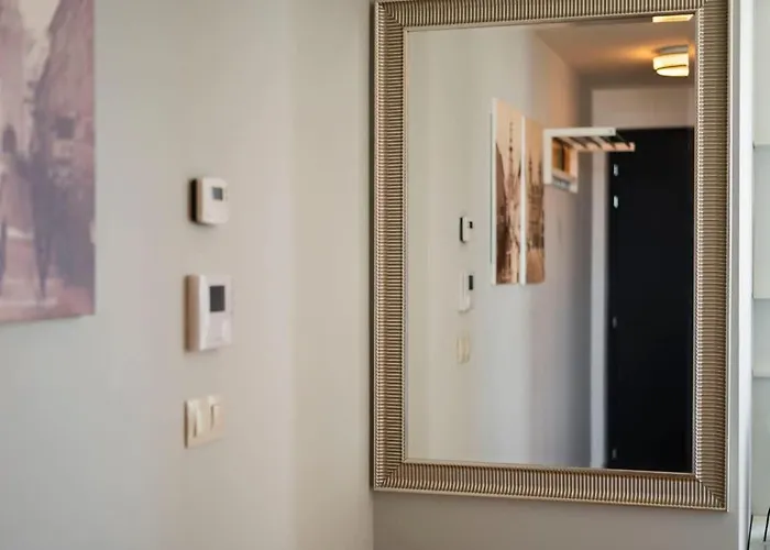 Luxury 1bdrm On The 28th Floor 아파트 *